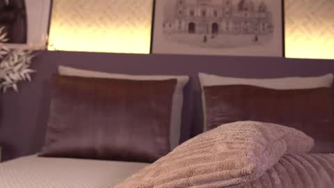 Elle Diane online show from February 18, 3:31 am