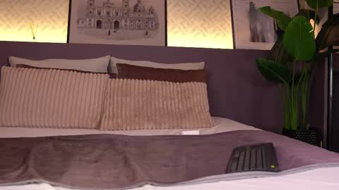 Elle Diane online show from March 6, 12:54 am