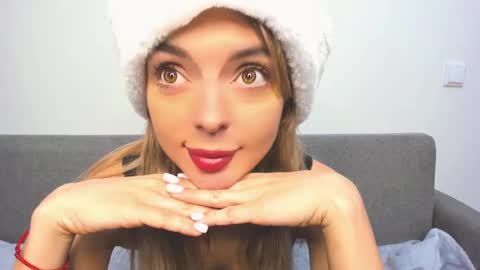 ellen_flow online show from December 21, 6:34 pm