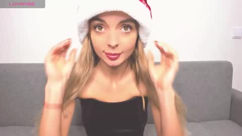 ellen_flow online show from January 6, 12:37 am