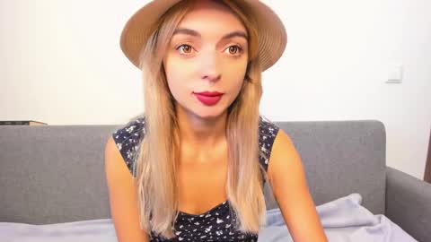 ellen_flow online show from February 8, 7:48 am