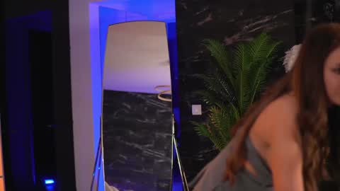 Snapshot of ellenkarter chatting on January 10, 12:38 am EllenKarter online show from January 10, 12:38 am