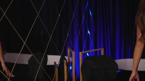 Snapshot of ellenkarter chatting on January 15, 5:19 am EllenKarter online show from January 15, 5:19 am