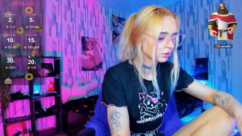 Snapshot of elli_26 chatting on March 4, 11:51 am Ellie online show from March 4, 11:51 am