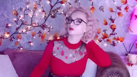 Snapshot of ellianareese chatting on September 14, 2:11 am Elliana online show from September 14, 2:11 am