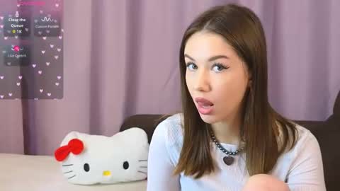 ellie online show from September 12, 7:47 pm