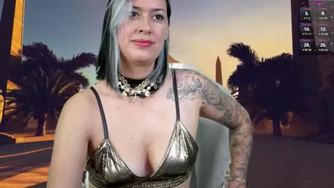 Snapshot of ellie_ramos chatting on November 2, 1:35 pm Ellie Ramos online show from November 2, 1:35 pm