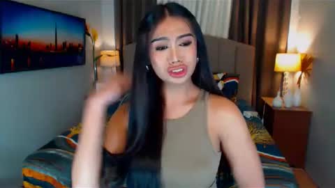 ellie online show from January 12, 1:00 am