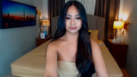 ellie online show from February 8, 6:22 pm