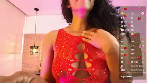 elliee_alves online show from April 21, 5:17 pm