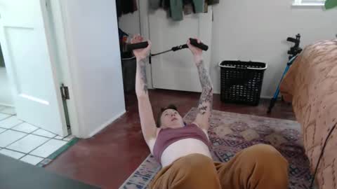 Ellie Rowyn online show from April 15, 7:10 pm