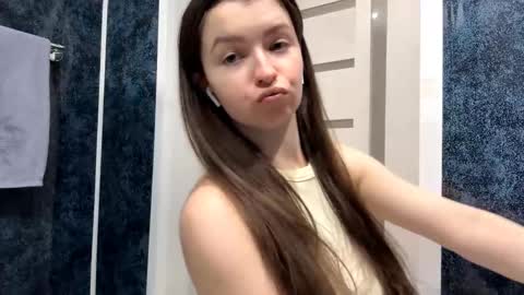 Ellie online show from January 7, 8:17 am