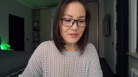 elliesoft online show from September 24, 7:44 am