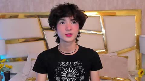 elliotvolkov online show from January 13, 4:23 pm