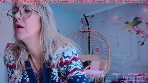 Ella Bella Bo Bella online show from December 21, 6:12 pm