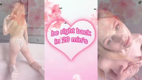 Snapshot of elly_ary chatting on January 18, 9:24 pm elly_ary online show from January 18, 9:24 pm