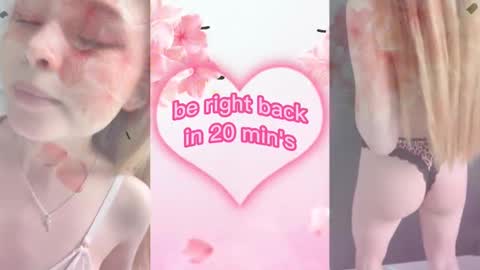 Snapshot of elly_ary chatting on February 18, 9:20 pm elly_ary online show from February 18, 9:20 pm