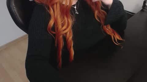 Elly online show from November 26, 12:17 pm