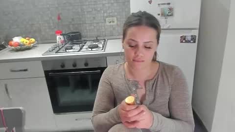 ellslimdoll online show from March 25, 8:37 pm