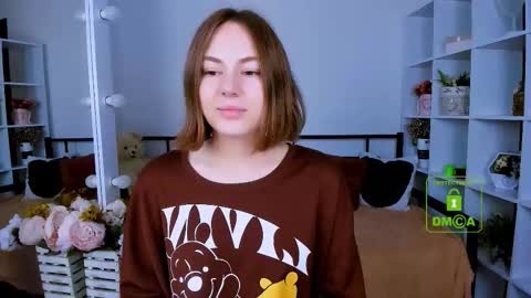 Snapshot of elma_lily chatting on November 21, 6:45 am elma_lily online show from November 21, 6:45 am