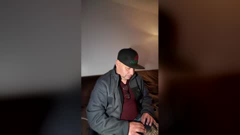 elmario24 online show from January 10, 9:33 am