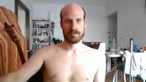 Mati Restrepo online show from December 15, 6:37 pm