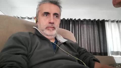 Snapshot of elmejorfvb2 chatting on December 18, 1:39 pm fer online show from December 18, 1:39 pm