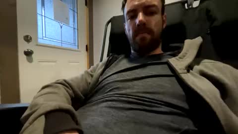 elmenbro online show from April 30, 10:10 am