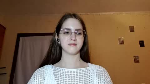 Kate online show from April 12, 2:22 pm