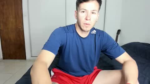 elnenedearg online show from April 5, 9:01 pm