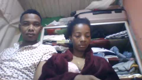 elodynarcisse online show from December 16, 3:55 am