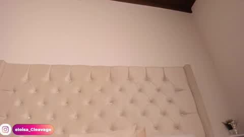Snapshot of eloisa_cleavage_ chatting on January 23, 5:21 pm Maya online show from January 23, 5:21 pm