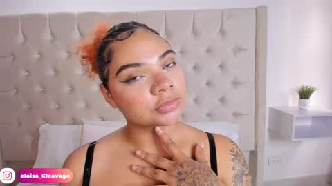 Snapshot of eloisa_cleavage_ chatting on February 21, 2:16 pm Maya online show from February 21, 2:16 pm