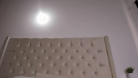 Snapshot of eloisa_cleavage_ chatting on February 25, 2:11 pm Maya online show from February 25, 2:11 pm