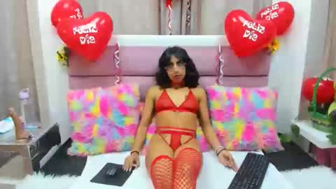 Snapshot of eloisa_morgan chatting on February 14, 1:52 pm Eloisa online show from February 14, 1:52 pm