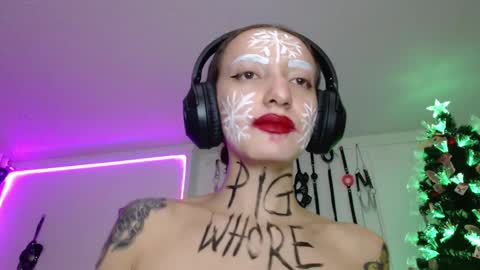 Chelsea  Please help me to reach 100 thumbs up online show from December 9, 12:23 am