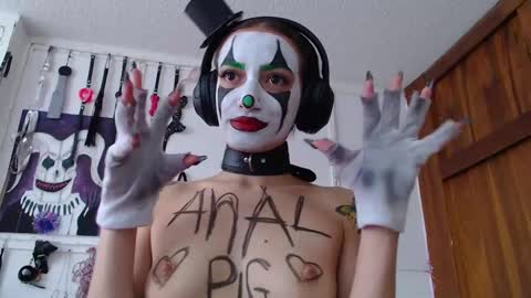 Chelsea  Please help me to reach 100 thumbs up online show from March 2, 5:25 pm