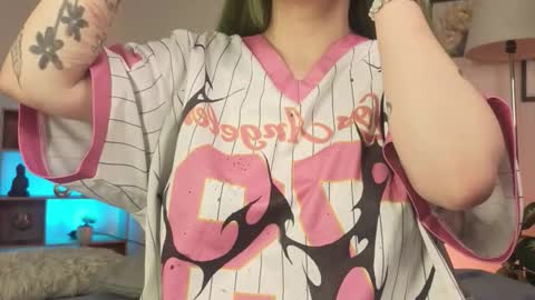 Snapshot of eloisee_ chatting on November 23, 4:45 am Eloise . online show from November 23, 4:45 am