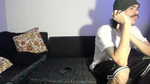 eloitandangela online show from April 20, 12:02 am