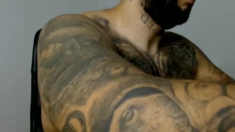 Snapshot of elosocazador chatting on October 22, 12:27 pm elosocazador online show from October 22, 12:27 pm