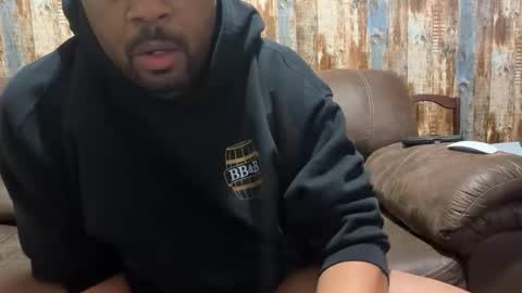 Els9 online show from November 29, 4:37 am