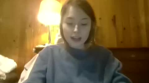 Snapshot of elsierain469 chatting on December 5, 4:10 am Elsie Rain online show from December 5, 4:10 am