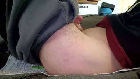 Snapshot of eltonyoo chatting on February 18, 1:22 pm eltonyoo online show from February 18, 1:22 pm