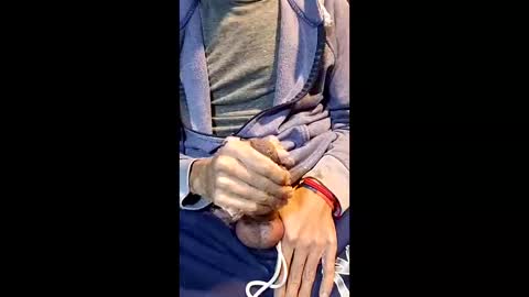 elvergg1 online show from February 23, 6:11 am