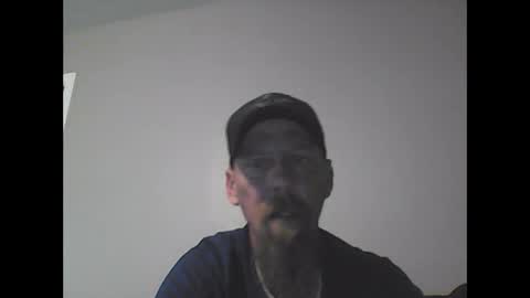 Snapshot of elwooood7 chatting on December 11, 8:39 pm elwooood7 online show from December 11, 8:39 pm