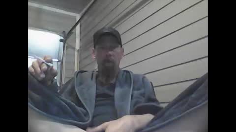 Snapshot of elwooood7 chatting on December 24, 2:44 pm elwooood7 online show from December 24, 2:44 pm