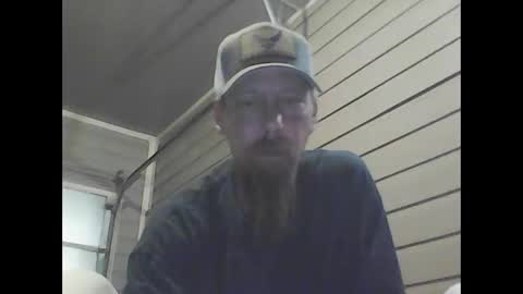 Snapshot of elwooood7 chatting on December 29, 2:21 pm elwooood7 online show from December 29, 2:21 pm