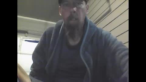 Snapshot of elwooood7 chatting on January 5, 12:42 pm elwooood7 online show from January 5, 12:42 pm