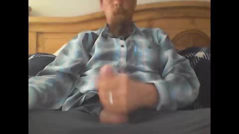 Snapshot of elwooood7 chatting on March 6, 5:00 pm elwooood7 online show from March 6, 5:00 pm