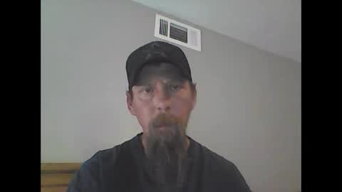 Snapshot of elwooood7 chatting on March 10, 7:40 pm elwooood7 online show from March 10, 7:40 pm